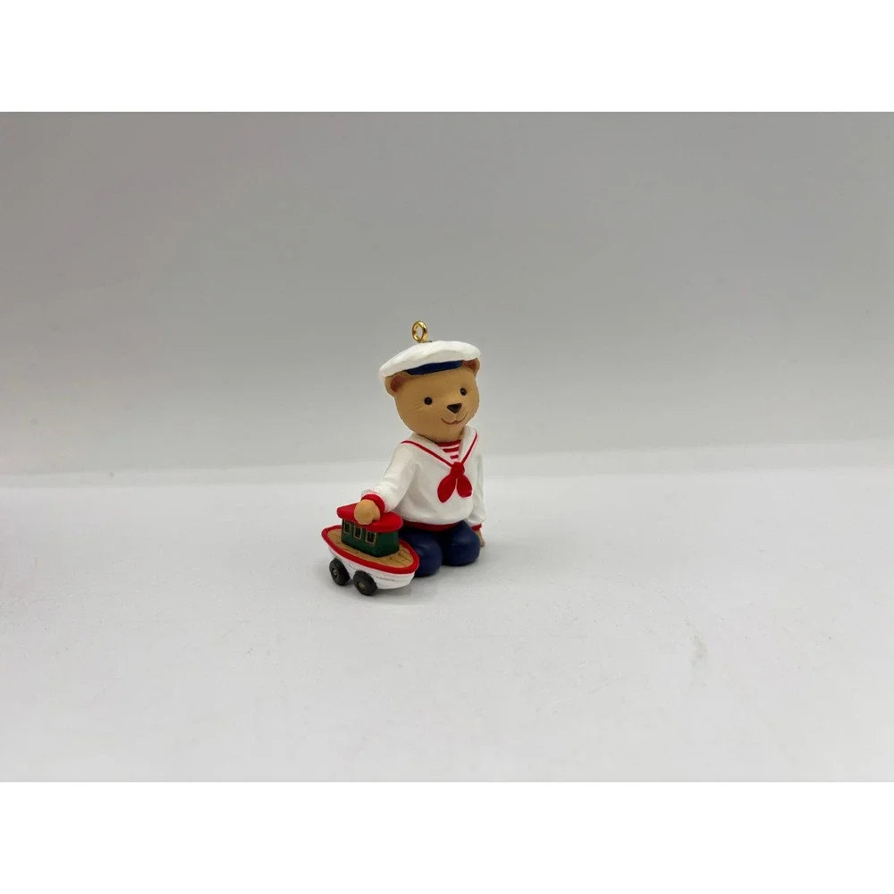 Hallmark Keepsake Ornament 1993 Abearnathy Bearinger 3rd in a Collection of 4